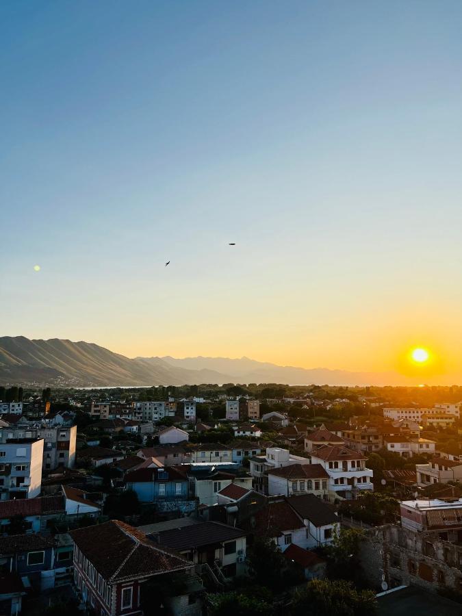 Sleepin Shkoder Apartman Kültér fotó